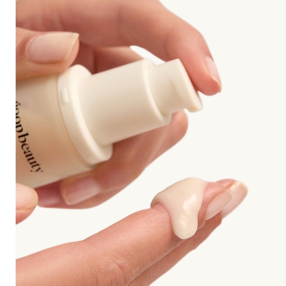 goop Beauty Youth-Boost Peptide Serum - Picture 3 of 5